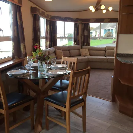 'Hartland Caravan' With Sea Views Bideford Exterior photo